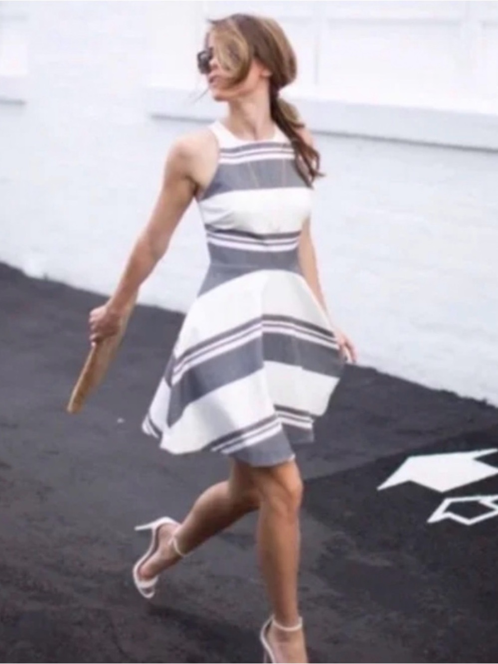 Elizabeth And James
Magdalena Stripe Dress size 2